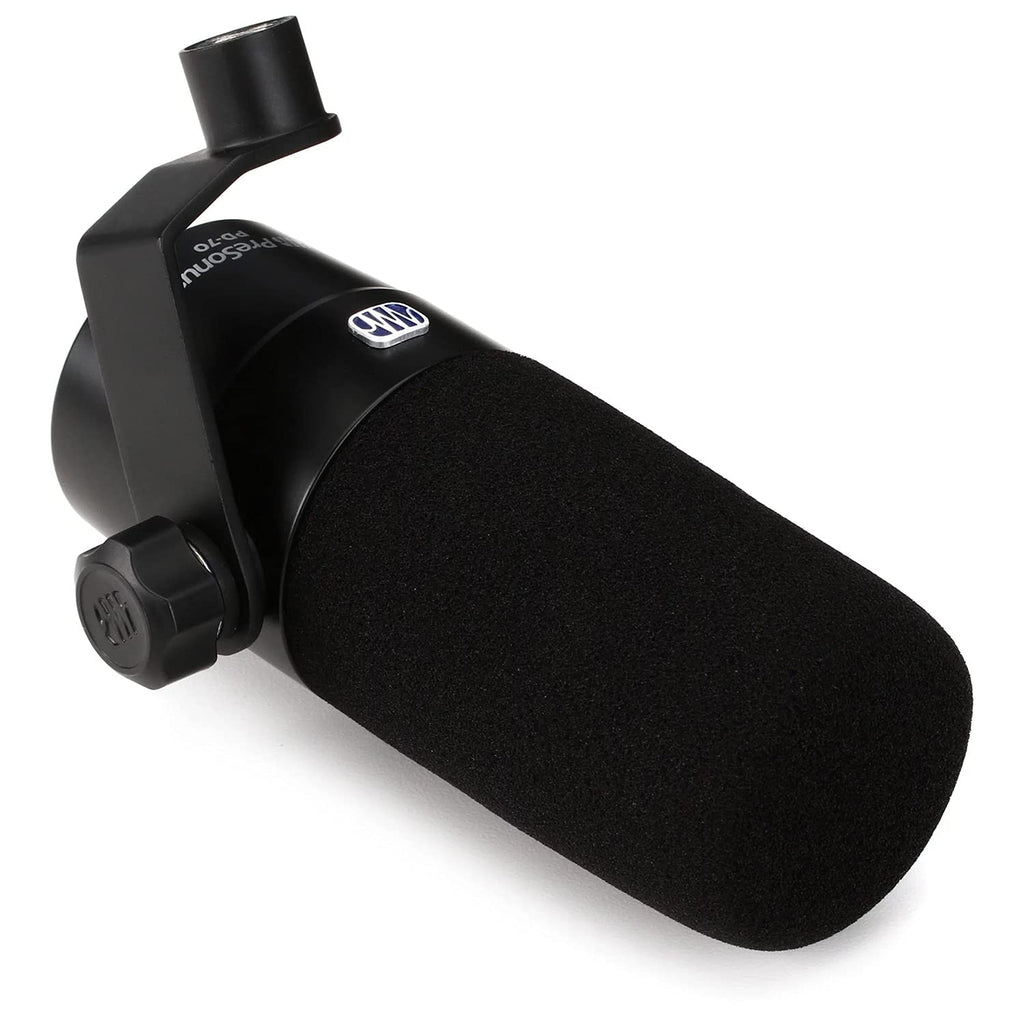 Dynamic Vocal Microphone Y437096