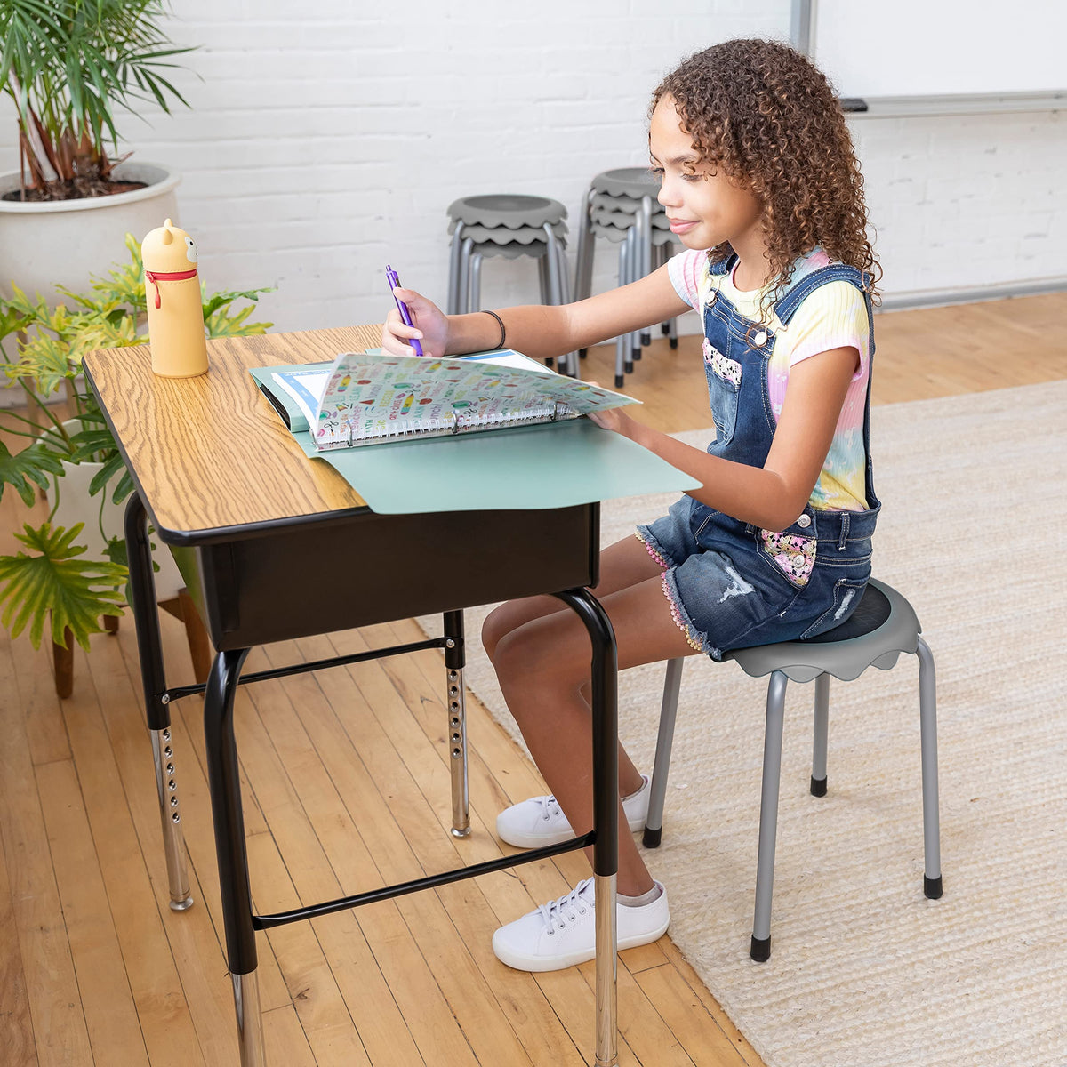 Grey 8-Piece Stackable Stool Seating Set H5582
